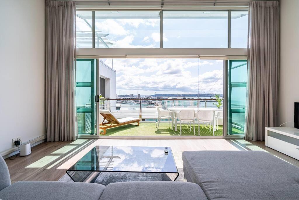 Spacious Penthouse With Spectacular Harbour Views! Auckland Kültér fotó